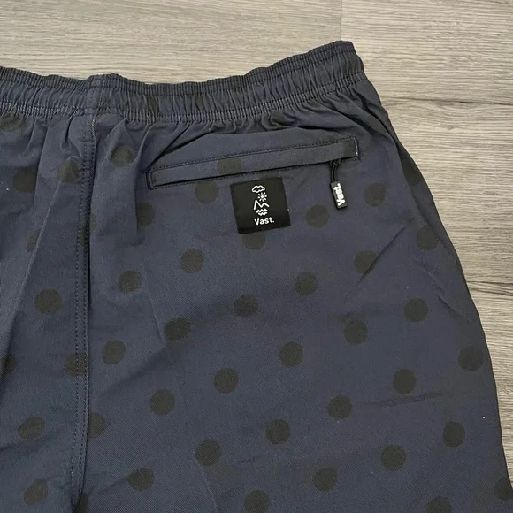 VAST Life Men's XL Navy Blue Polka Dot Volley Shorts Drawstring Athletic New - Picture 6 of 6
